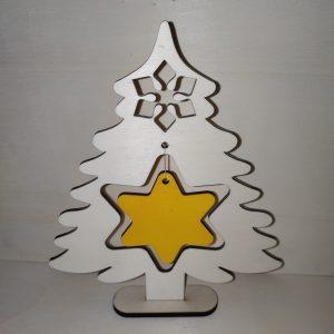 Smreka naravna z okraskom 3